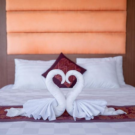 Adipana Bungalow-Balinese Room Ubud  Exterior photo