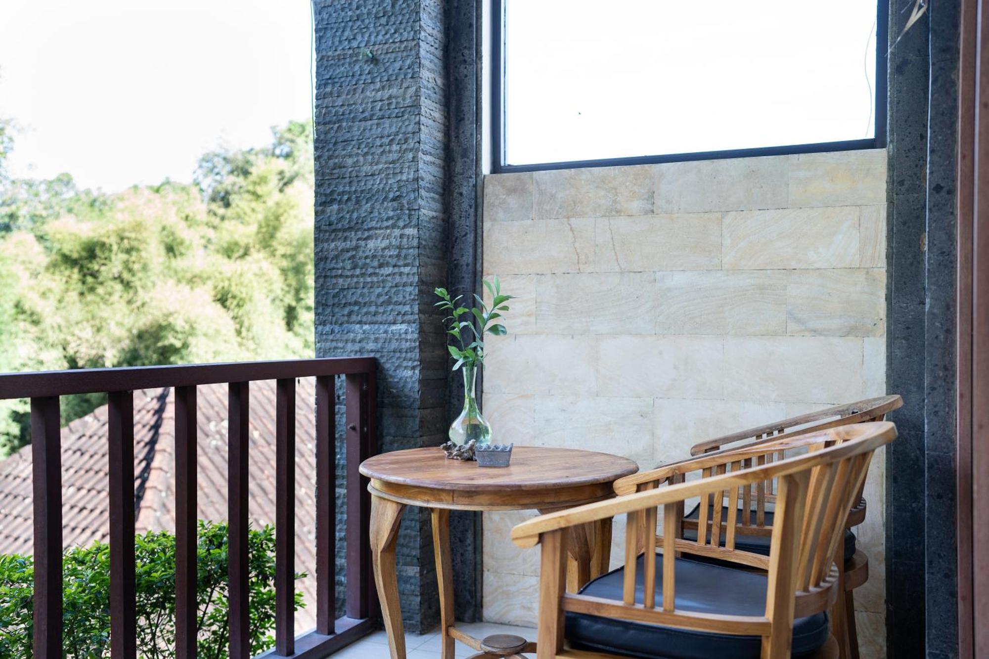 Adipana Bungalow-Balinese Room Ubud  Exterior photo